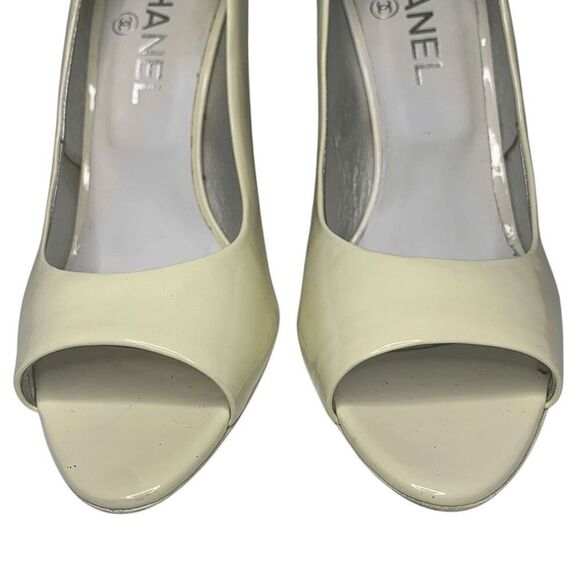 Chanel Interlocking CC Logo Peep Toe Patent Leather Heels EU 37.5 Yellow Pumps - Picture 5 of 14